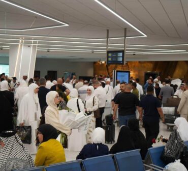 Iraqi Airways first returning Hajj flight arriving from Jeddah to Baghdad